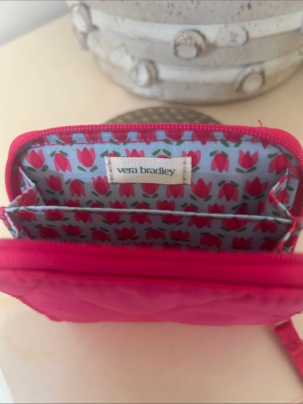 VERA BRADLETLY Quilted Pink Compact Zip Wallet/ card holder - Picture 2 of 4